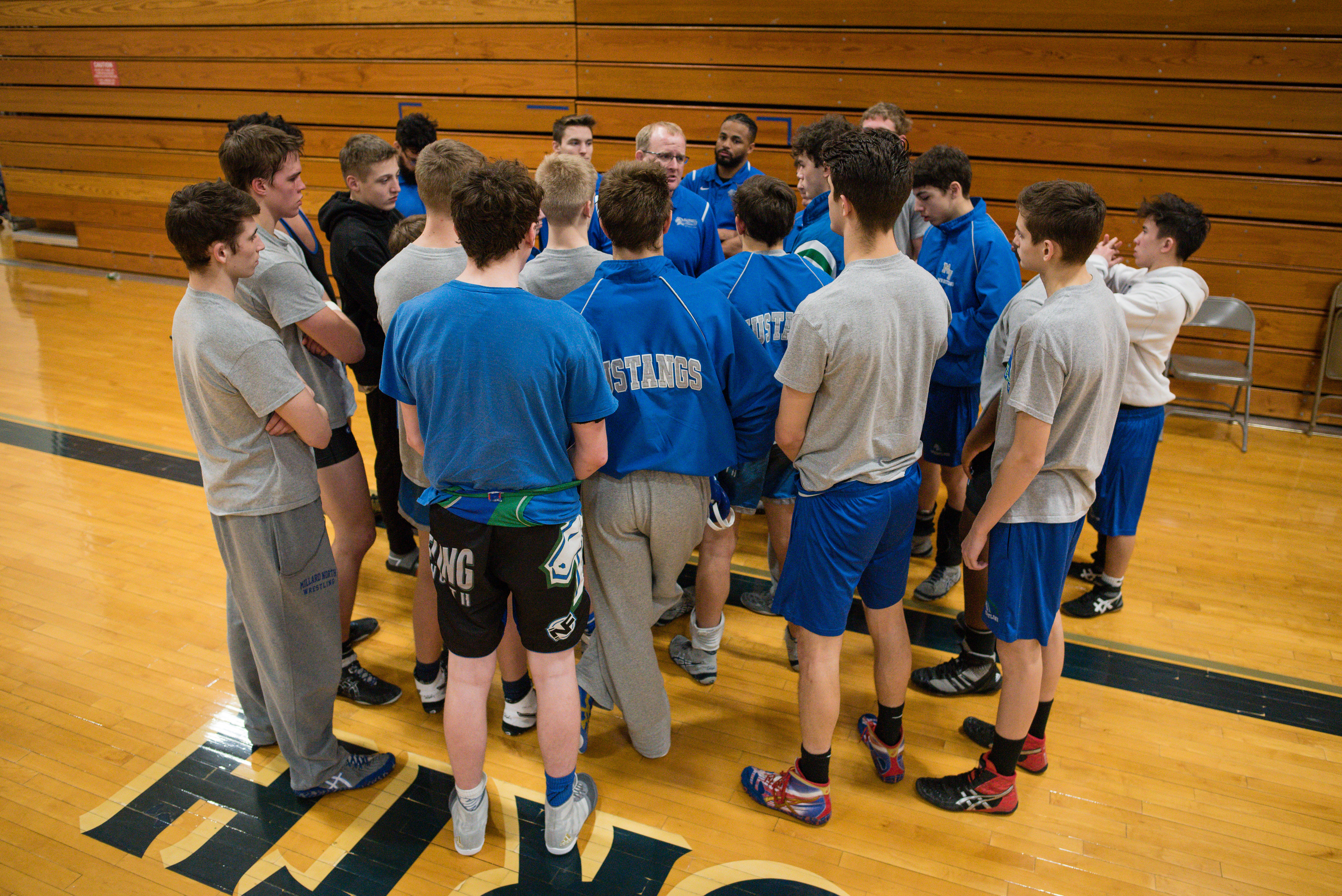 huddle